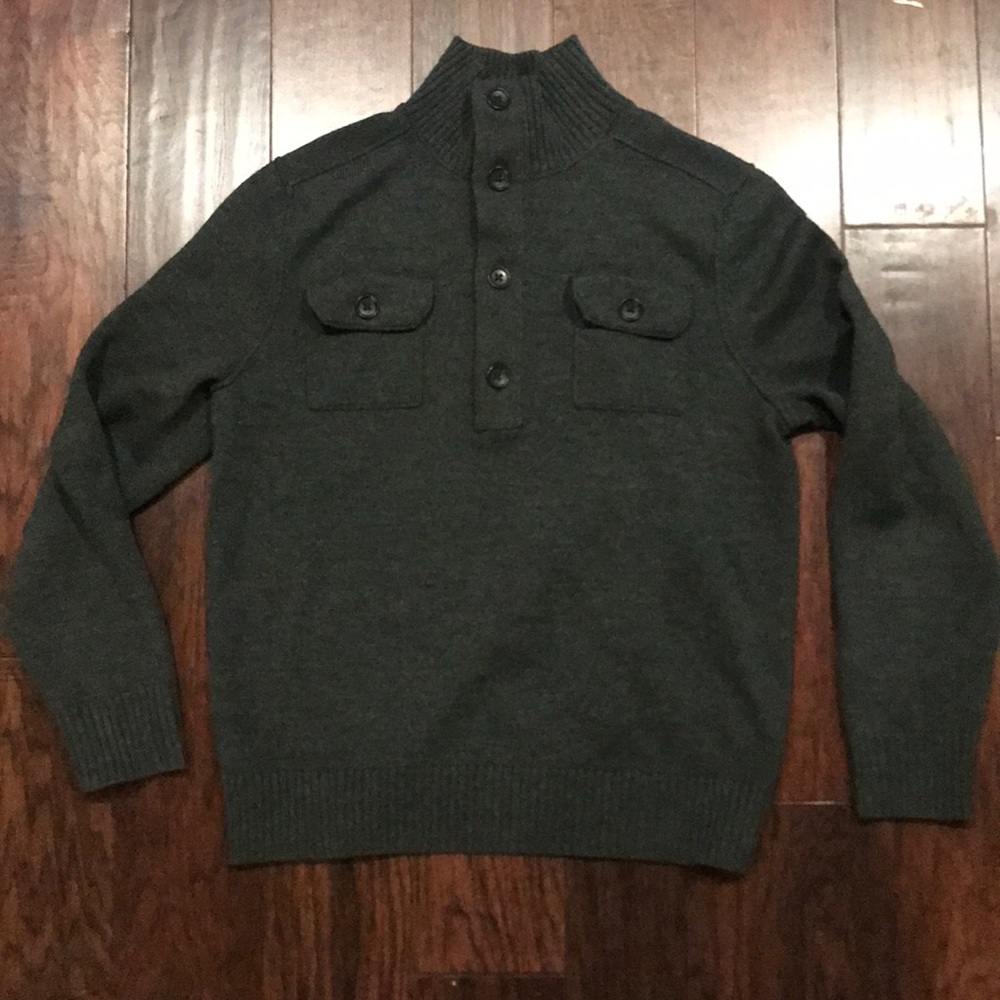 Banana republic button sweater